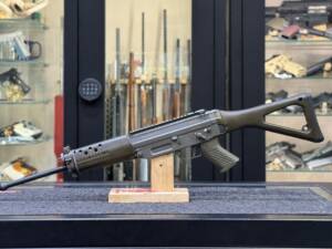 SIG 553